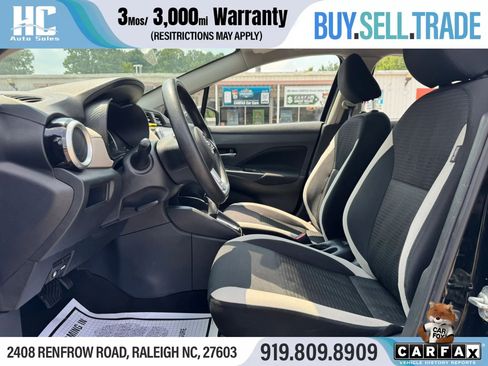 Used 2021 Nissan Versa SV FWD image 12