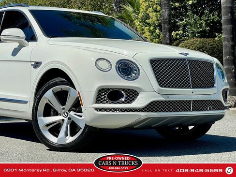 Used 2018 Bentley Bentayga AWD/4WD image 39