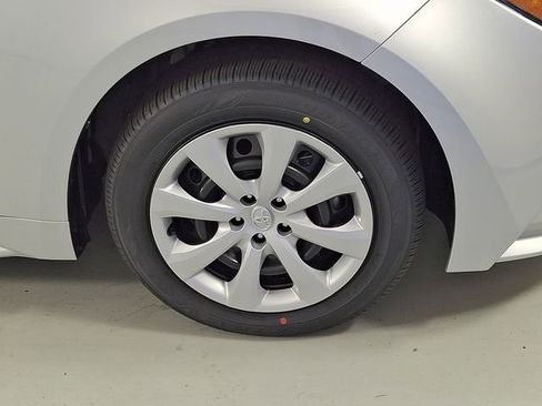 New 2026 Toyota Corolla LE FWD image 7
