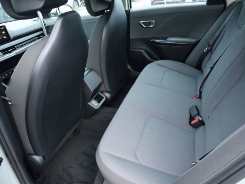 New 2025 Kia K4 LXS image 14