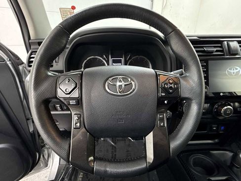 Certified 2022 Toyota 4Runner TRD Off-Road Premium image 16