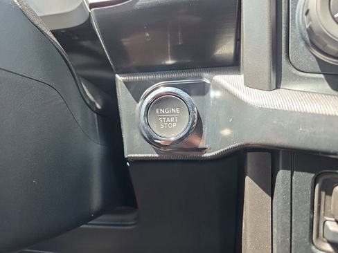 Used 2025 Ford F150 Lariat w/ FX4 Off-Road Package image 23