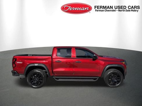 Used 2023 Chevrolet Colorado Trail Boss w/ Technology Package AWD/4WD image 9