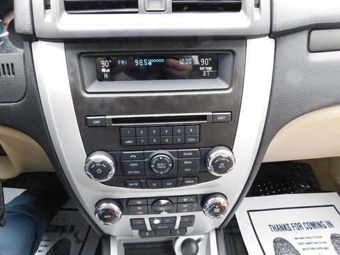 Used 2010 Mercury Milan Premier image 29