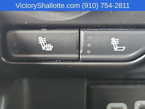 Used 2022 Chevrolet Suburban LT w/ LT Signature Plus Package AWD/4WD image 11