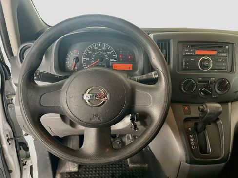 Used 2015 Nissan NV200 FWD image 11