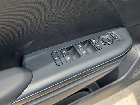 New 2026 Kia K4 FWD image 18