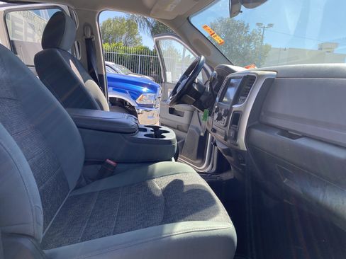 Used 2015 RAM 2500 Lone Star RWD image 19