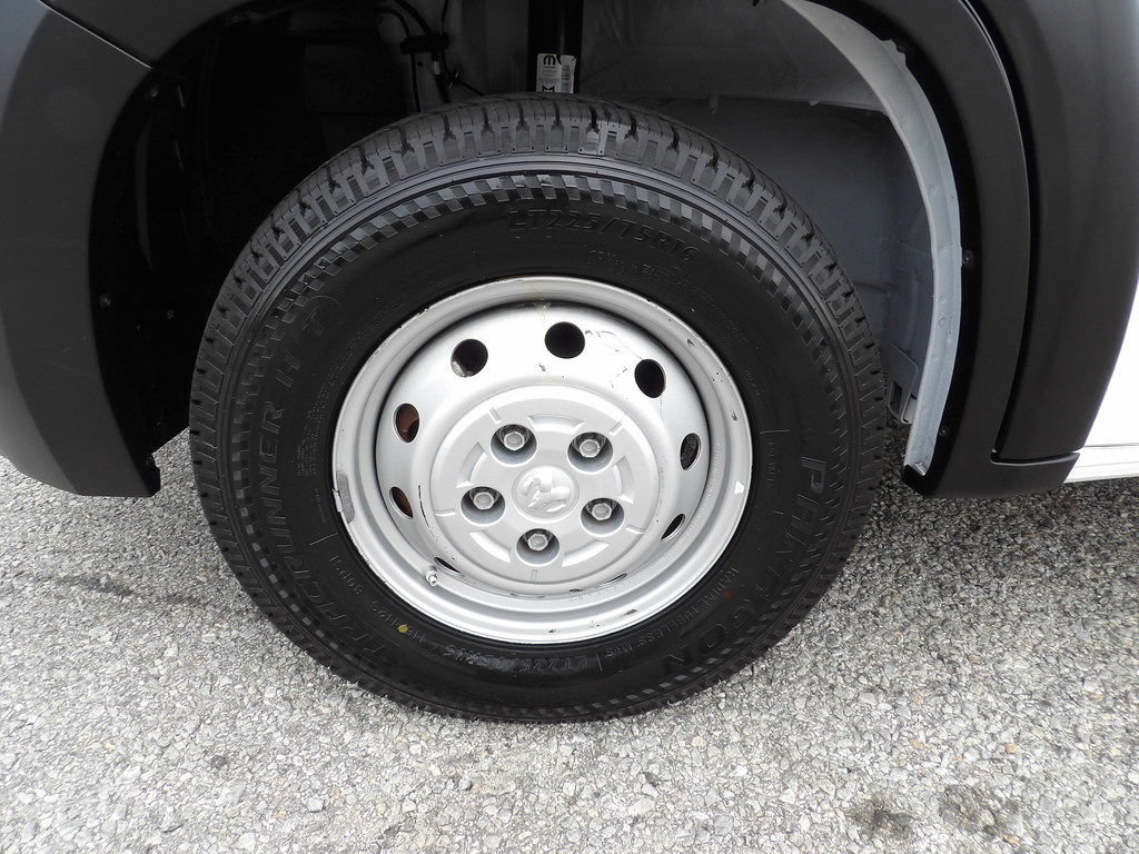 Used 2023 RAM ProMaster 2500 w/ Driver Convenience Group FWD image 46