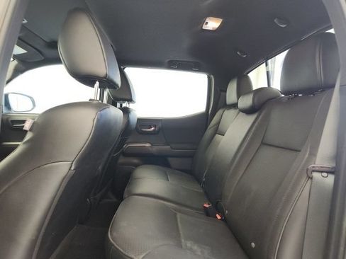 Certified 2023 Toyota Tacoma TRD Off-Road w/ TRD Premium Off Road Package AWD/4WD image 10