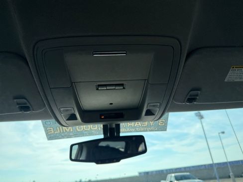 Used 2018 Chevrolet Silverado 1500 LT w/ All Star Edition image 24