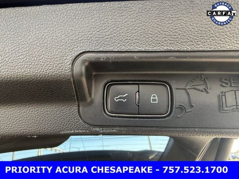 Used 2020 Ford Explorer Limited image 25