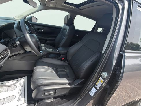 Used 2025 Honda HR-V EX-L image 10