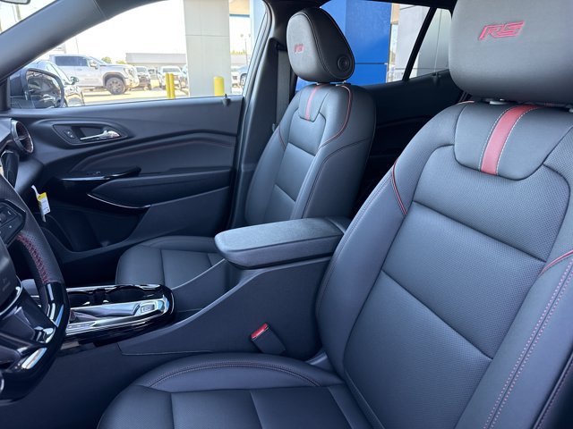 New 2026 Chevrolet Trax RS w/ Sunroof Package FWD image 10