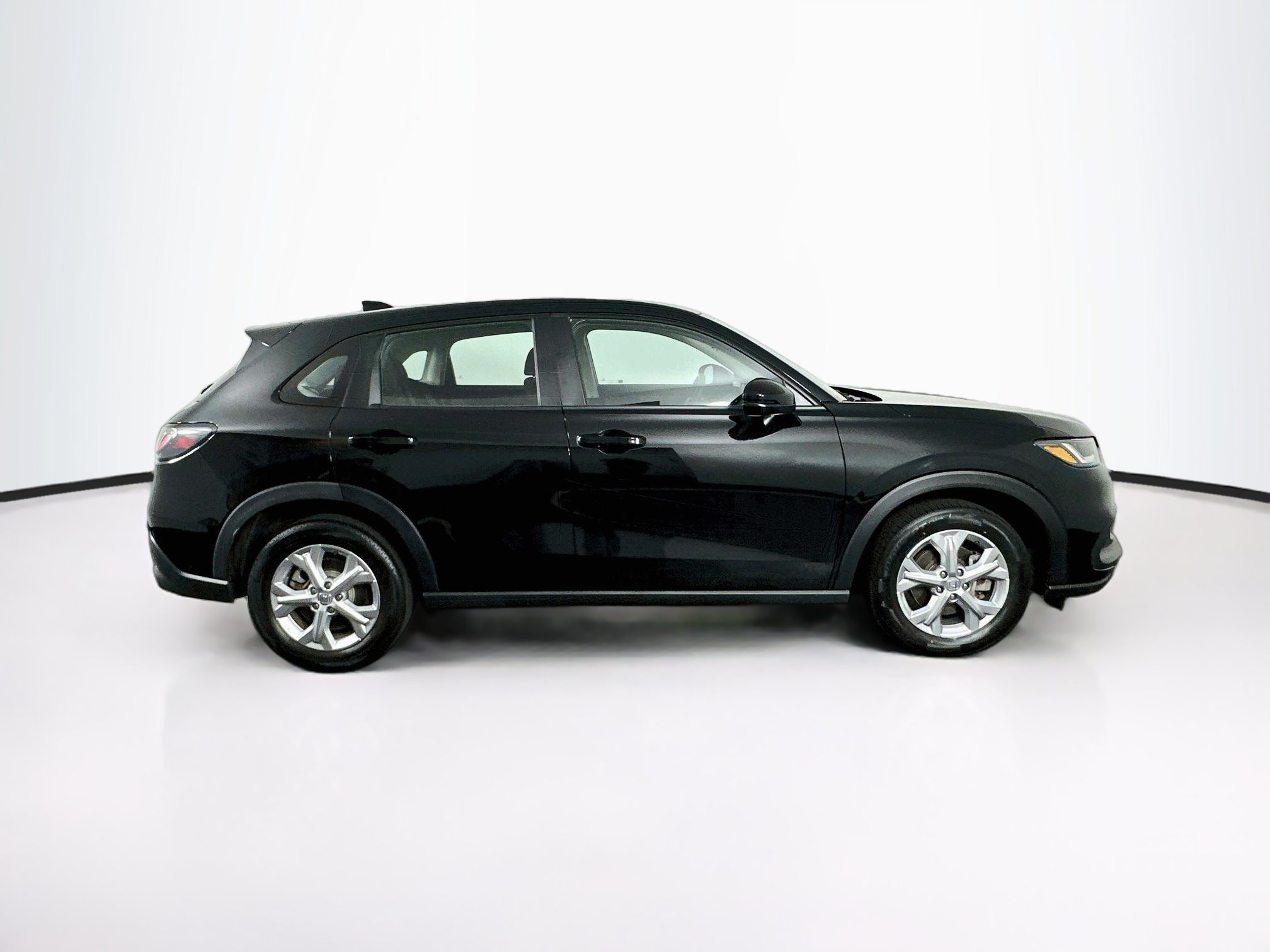 Used 2025 Honda HR-V LX image 10