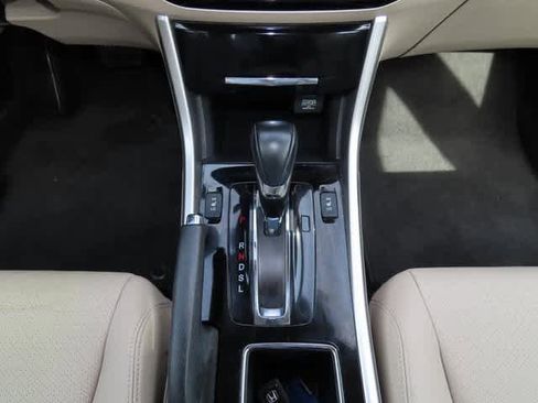 Used 2016 Honda Accord EX-L image 22