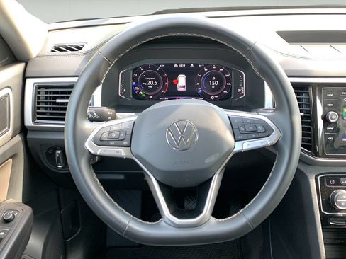 Used 2022 Volkswagen Atlas SE w/ Panoramic Sunroof Package AWD/4WD image 21