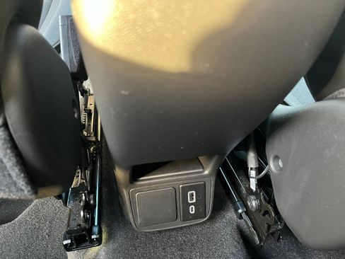 Used 2025 Buick Encore GX Preferred image 24