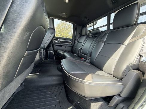 Used 2024 RAM 2500 Laramie w/ Sport Appearance Package image 31