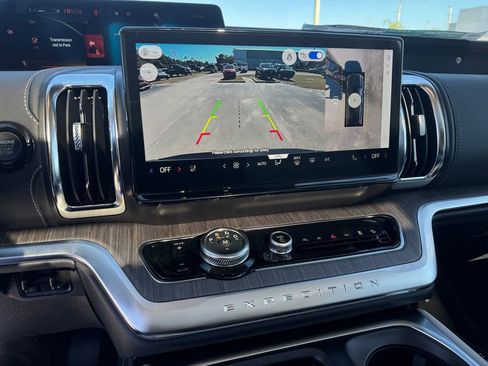 New 2025 Ford Expedition Max Platinum w/ Platinum Ultimate Package image 34