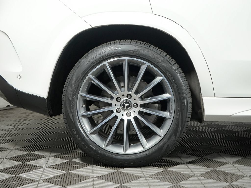 Used 2024 Mercedes-Benz GLE 450e 4MATIC image 11