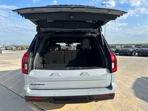 New 2027 Ford Expedition Platinum w/ Stealth Performance Package AWD/4WD image 7