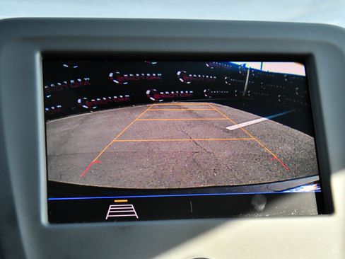 Used 2020 Chevrolet Equinox LT image 18