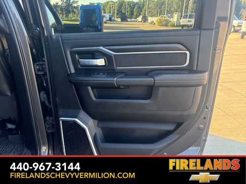Used 2024 RAM 3500 Laramie w/ Night Edition image 27
