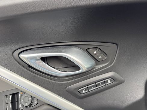 Used 2020 Chevrolet Camaro SS image 29