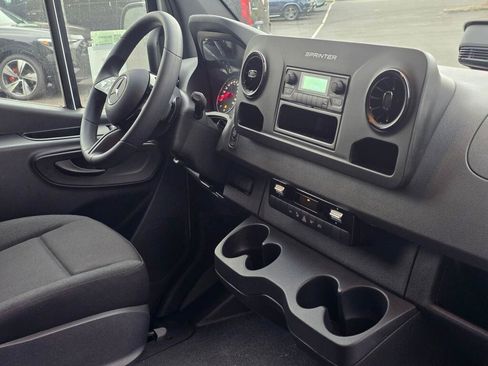 New 2026 Mercedes-Benz Sprinter 2500 image 21