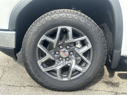New 2026 GMC Sierra 1500 SLT w/ SLT Premium Plus Package AWD/4WD image 12