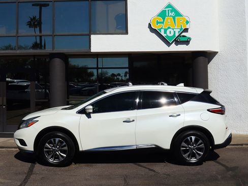 Used 2016 Nissan Murano SL w/ Cargo Package image 8