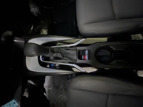 Used 2022 Toyota Corolla SE image 24