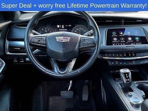 Used 2019 Cadillac XT4 Premium Luxury image 7