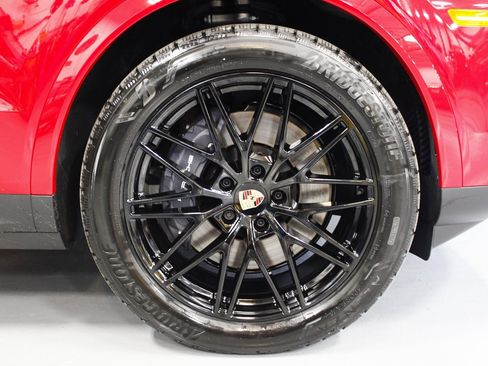 New 2026 Porsche Cayenne Coupe image 14