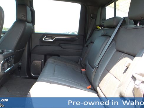 Used 2024 Chevrolet Silverado 2500 High Country image 19