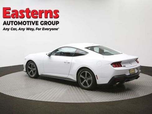 Used 2025 Ford Mustang Coupe RWD image 61