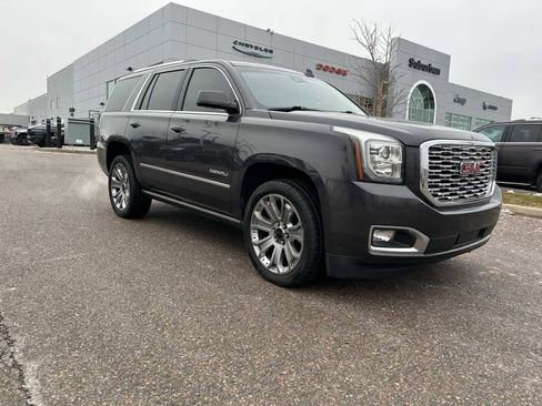 Used 2018 GMC Yukon Denali w/ Open Road Package image 8