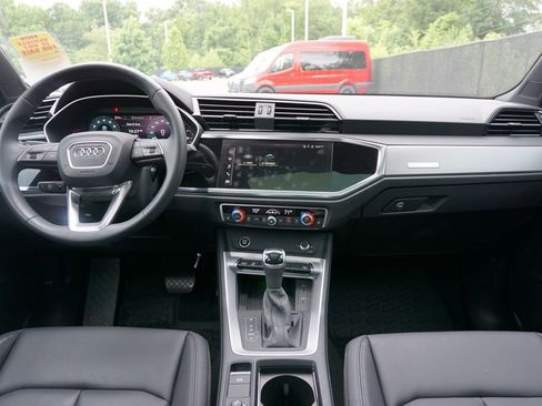 Used 2024 Audi Q3 2.0T Premium Plus AWD/4WD image 17