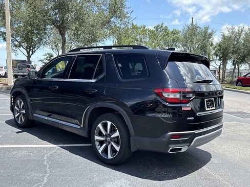 Certified 2023 Honda Pilot Elite image 6