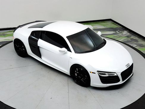 Used 2014 Audi R8 V10 image 31