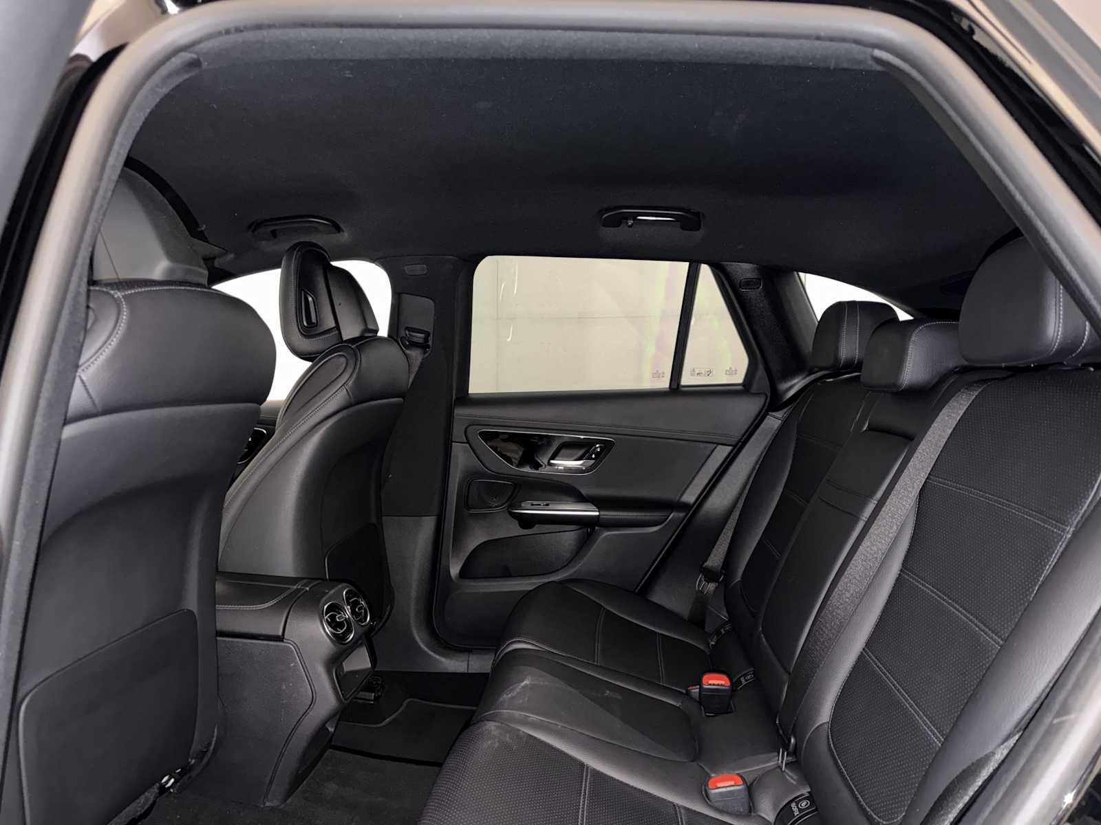 Used 2023 Mercedes-Benz GLC 300 4MATIC image 20