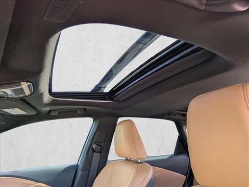 Used 2025 Lexus RX 350 Premium Plus w/ Convenience Package image 15