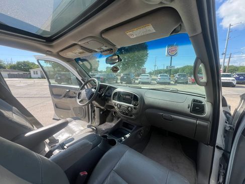 Used 2003 Toyota Sequoia Limited image 17