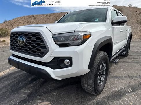 Used 2023 Toyota Tacoma TRD Off-Road image 1