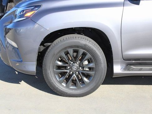 Certified 2023 Lexus GX 460 Premium image 4