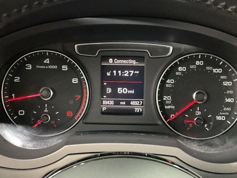 Used 2017 Audi Q3 2.0T Premium Plus w/ Premium Plus Package AWD/4WD image 10