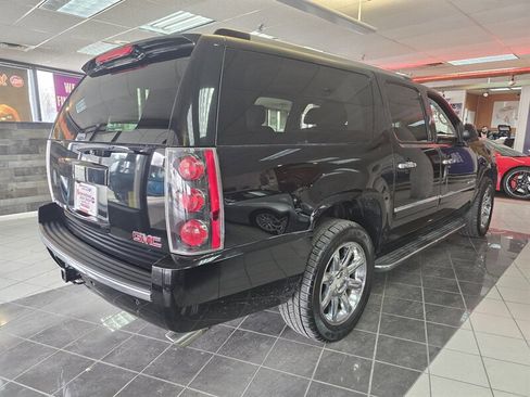 Used 2013 GMC Yukon XL Denali image 4