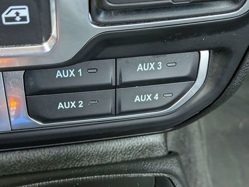 Certified 2025 Jeep Wrangler Rubicon w/ Safety Group AWD/4WD image 24