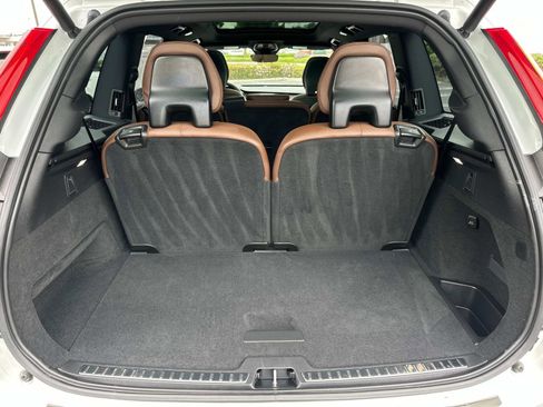 Certified 2023 Volvo XC90 T8 Plus image 22